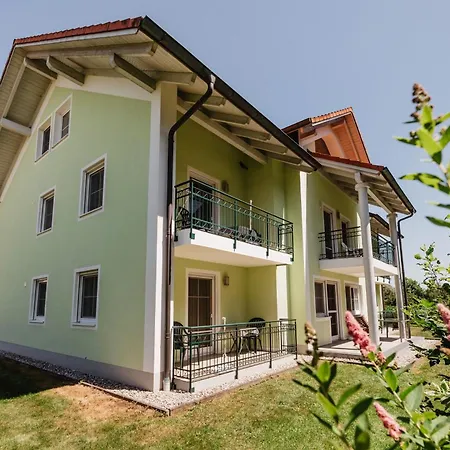 Haus Birgit アパート